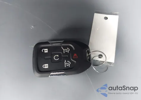 2018 Chevrolet Suburban Lt z USA, uszkodzony, nr VIN 1GNSKHKC7JR324821